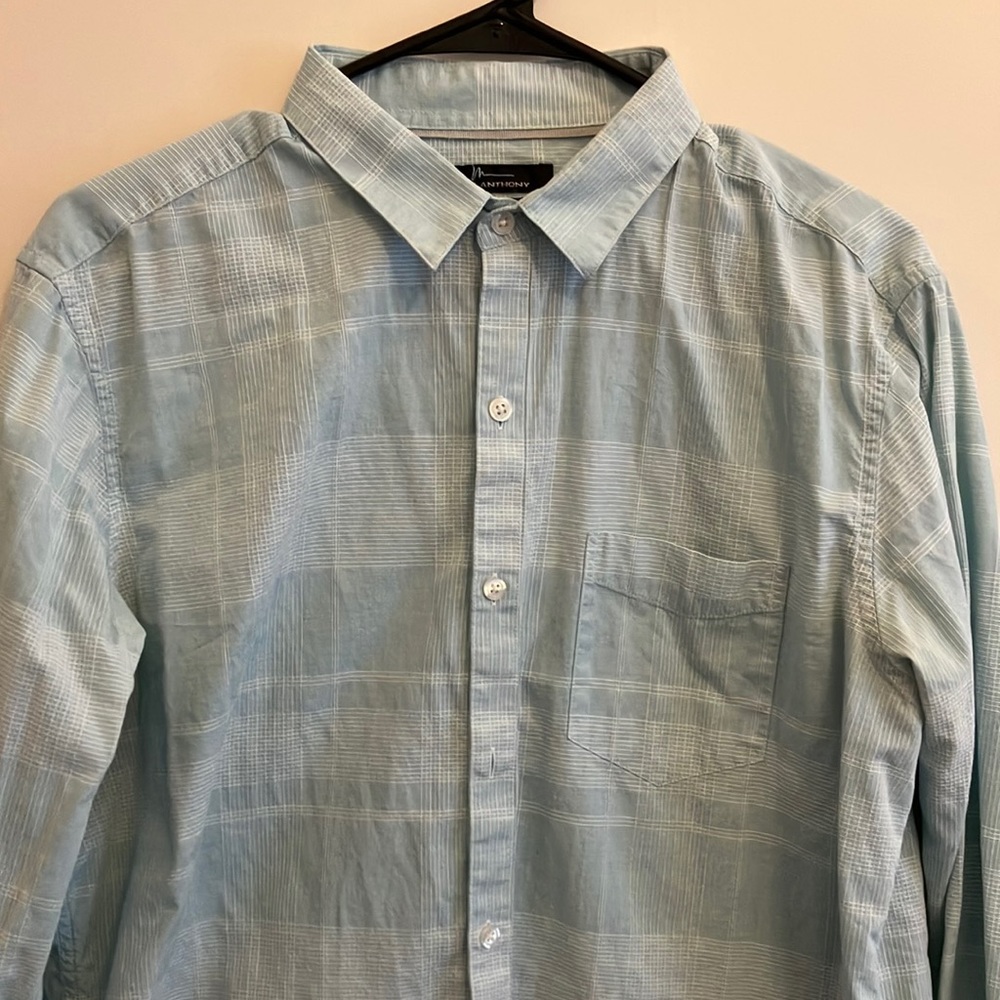 Marc Anthony Mens button down shirt slim fit L